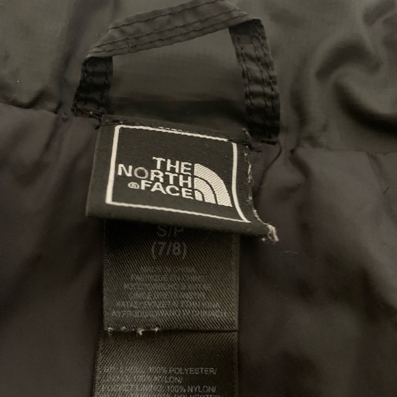 The North Face puffer jacket Small 7/8 Kids - Picture 8 of 9